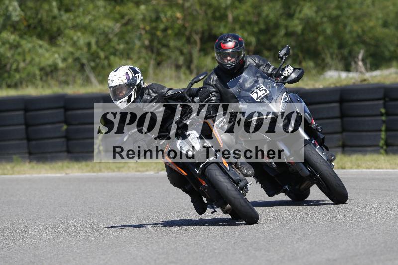 Archiv-2025/48 25.08.2025 Cornu Master School ADR/gruen-vert/116